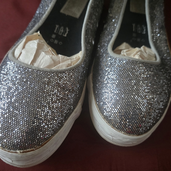 Womens Silver Glitter CONVERSE ALL STAR Round Toe Sneakers Sz 9 Pre-owned - Picture 2 of 9